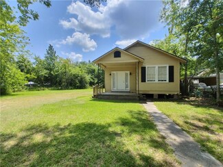 515 Girod St, Mandeville, LA 70448