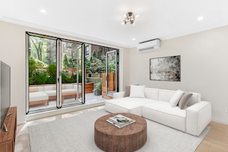 376 West St Unit GB, New York, NY 10014