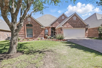120 Castle Pines Dr, Willow Park, TX 76008