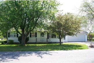 320 N Daniel St, Edgerton, OH 43517