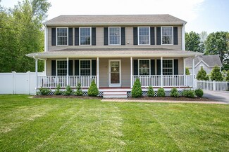 15 Souza Rd, Tiverton, RI 02878