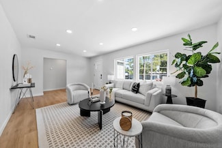 8322 Stansbury St, Spring Valley, CA 91977