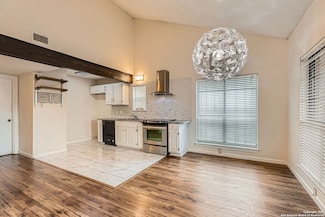8611 Datapoint Dr Unit 68, San Antonio, TX 78229