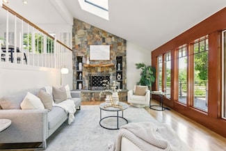 47 Pine Ave, San Carlos, CA 94070
