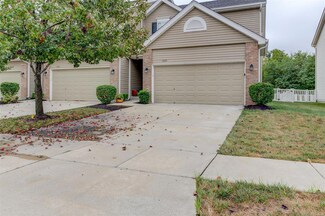 1228 Woodgrove Park Dr, O'Fallon, MO 63366