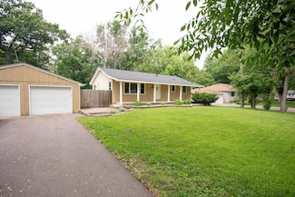 29930 Nathan Ct, Lindstrom, MN 55045