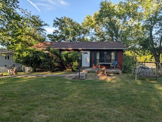 1202 S 11th St, Ozark, MO 65721