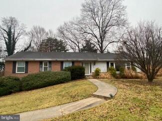 3914 Saint Johns Ln, Ellicott City, MD 21042