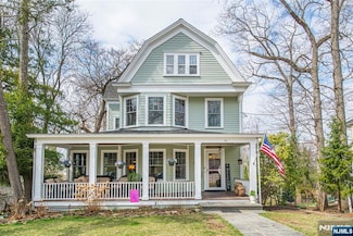 53 Arlington Ave, Caldwell, NJ 07006