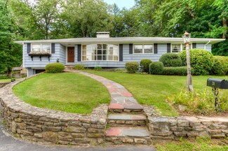 24 Monadnock Dr Unit 26, Shrewsbury, MA 01545