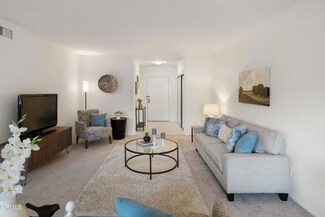420 S Madison Ave Unit 302, Pasadena, CA 91101