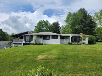 149 Meeker Rd, Vestal, NY 13850