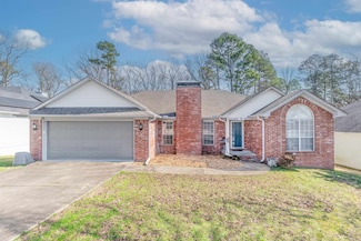 38 Springridge Dr, Little Rock, AR 72211