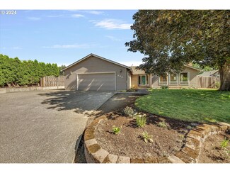 640 NW 8th Place, Canby, OR 97013