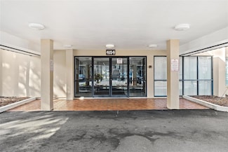 4154 Inverrary Dr Unit 403, Lauderhill, FL 33319