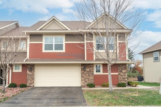 9872 5th Street Ln N, Lake Elmo, MN 55042