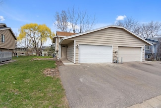 4421 Cinnamon Ridge Cir, Saint Paul, MN 55122