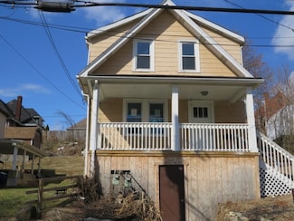 213 Good St, Jeannette, PA 15644