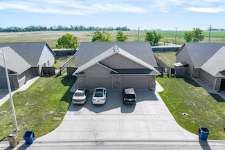 2434 E Quivira St, Kechi, KS 67067