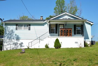 708 8th St, Bridgeport, AL 35740