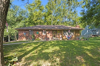2706 Maple Ave, Leavenworth, KS 66048
