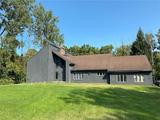 334 Gilmore Rd, Brockport, NY 14420