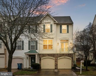 43525 Laidlow St, Chantilly, VA 20152
