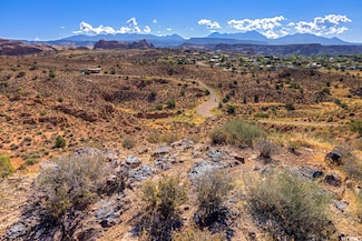 1650 Vertigo Dr Unit 5, Moab, UT 84532