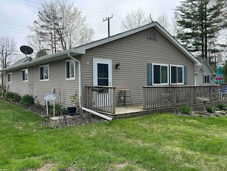 7338 Southwood Rd, Lexington, MI 48450