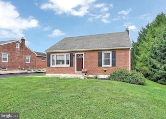 127 Church St, Seven Valleys, PA 17360