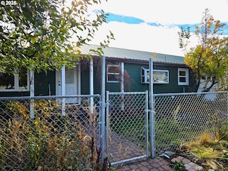 212 NW 5th Ave, John Day, OR 97845