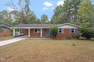 213 Pineland Ave, Clayton, NC 27520