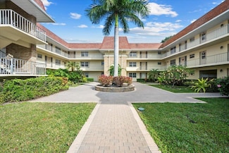 5580 Tamberlane Cir Unit 70, Palm Beach Gardens, FL 33418