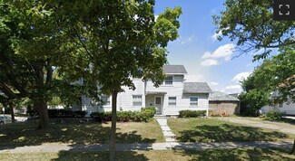 131 S 8th St, Lansing, MI 48912
