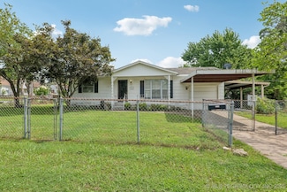 320 E Mckinley Ave, Sapulpa, OK 74066