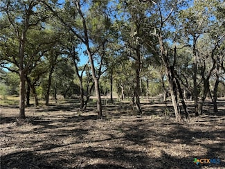 000 Bugle Ln, Victoria, TX 77905