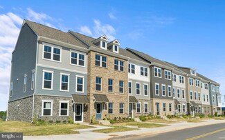 24148 Thurso Square, Sterling, VA 20166