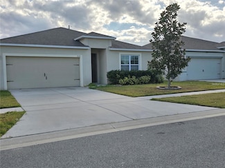 3132 Country Club Cir, Winter Haven, FL 33881