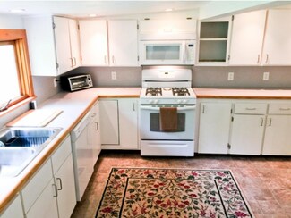 174 Moulton Rd, Waitsfield, VT 05673