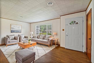 5532 Meadow Creek Ln, Houston, TX 77017