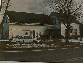 1211 Main Rd, Carmel, ME 04419