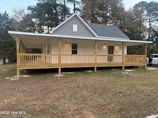 124 First St, Laurinburg, NC 28352