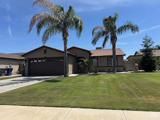 1429 Lucerne Dr, Bakersfield, CA 93307