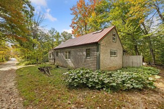 13 Tibbetts Hill Rd, Brookfield, NH 03872