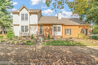 10027 Mccormick Place, Knoxville, TN 37923