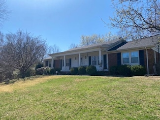 304 W 7th Ave, Central City, KY 42330