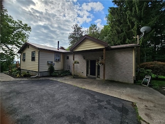 155 Poole Rd, Ithaca, NY 14850