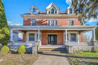 616 E Main St, Cobleskill, NY 12043