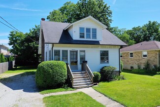36 Park Ave, Lake Zurich, IL 60047