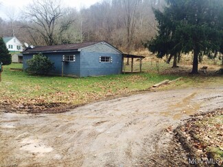 155 Burning Springs Run Rd, Elizabeth, WV 26143